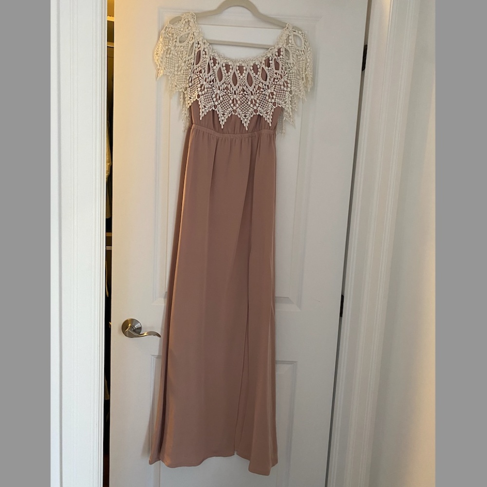 Stone Cold Fox off the should dress